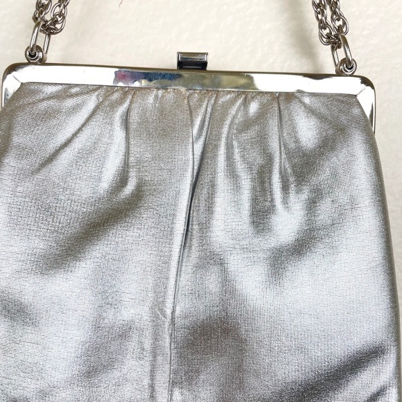 Vintage 1960's Silver Metallic Evening Bag Chain Prom Fairy Whimsigoth Glam - Picture 3 of 9